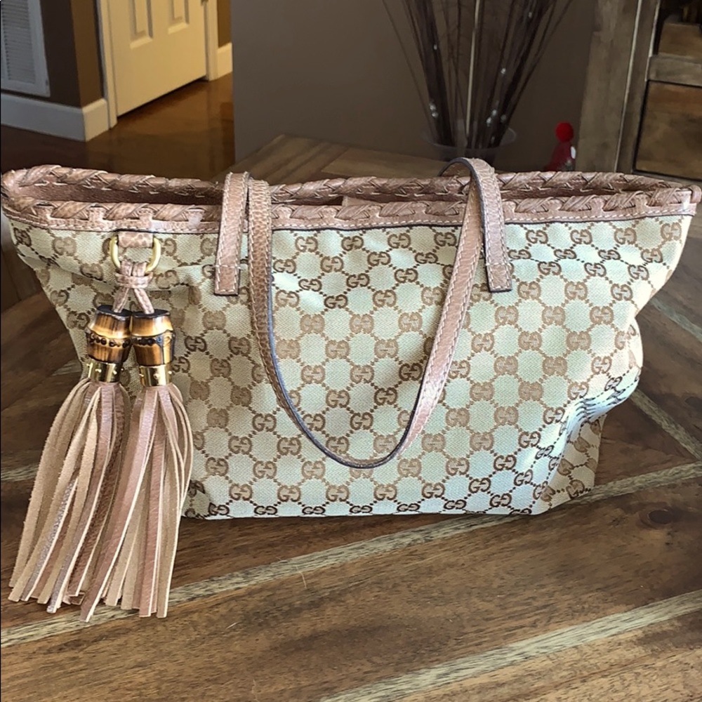 ✨💫GUCCI💫✨